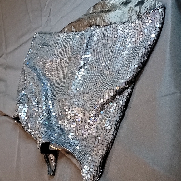 Spellbound. Sequined cami top. Med - Picture 5 of 5